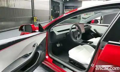 Tesla Model 3 2025 0.2 гидро в Москве № 214480, миниатюра 10