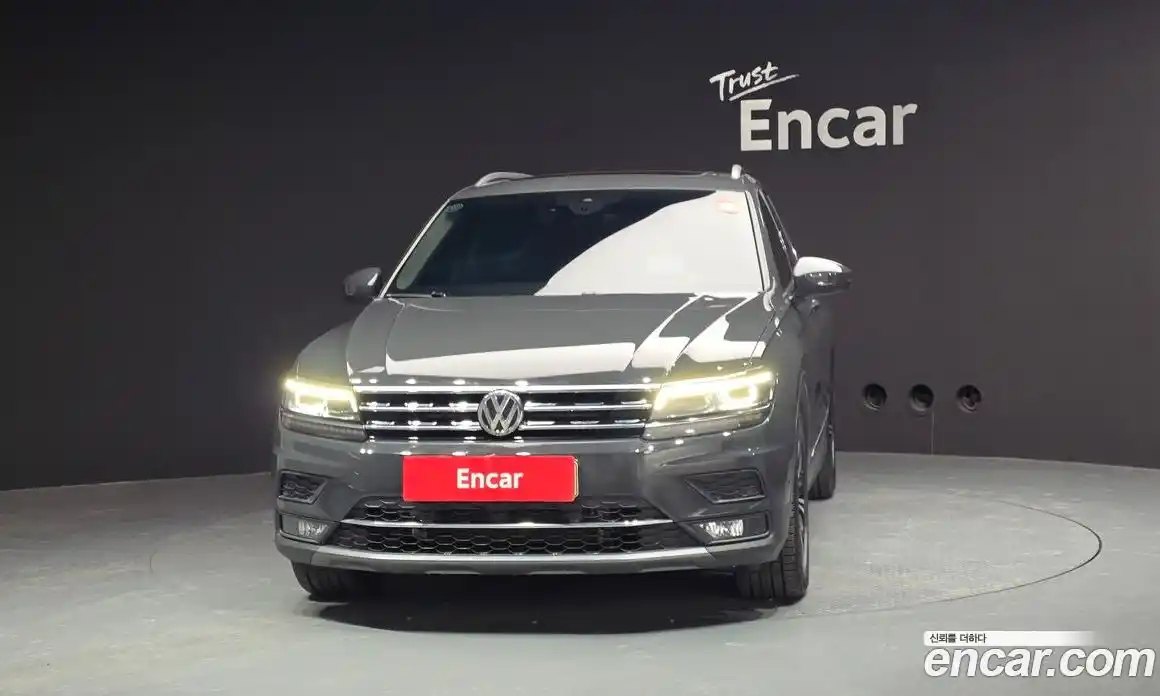 Volkswagen Tiguan 2018 2.0 гидро в Москве № 215202, фото 3