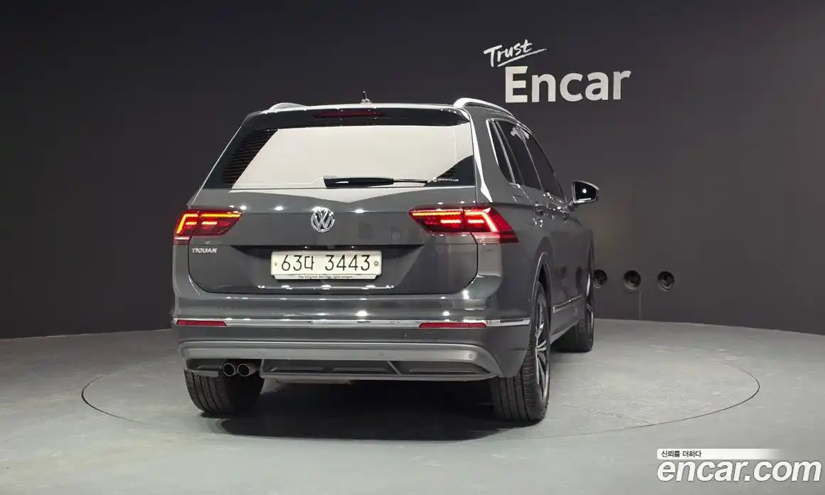 Volkswagen Tiguan 2018 2.0 гидро в Москве № 215202, фото 4