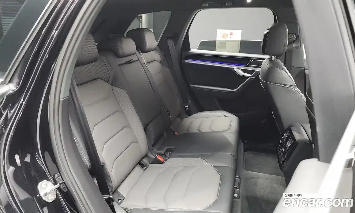 Volkswagen Touareg 2020 4.0 гидро в Москве № 215276, фото 12