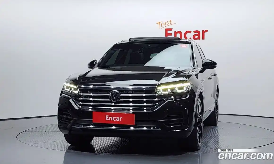 Volkswagen Touareg 2020 4.0 гидро в Москве № 215276, фото 3