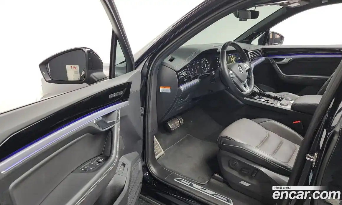 Volkswagen Touareg 2020 4.0 гидро в Москве № 215276, фото 10