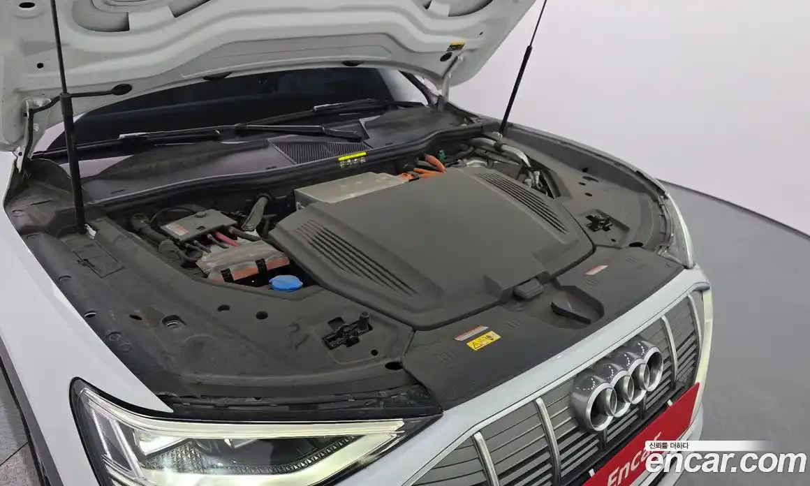 Audi e-tron 2021 0.2 гидро в Москве № 229791, фото 6