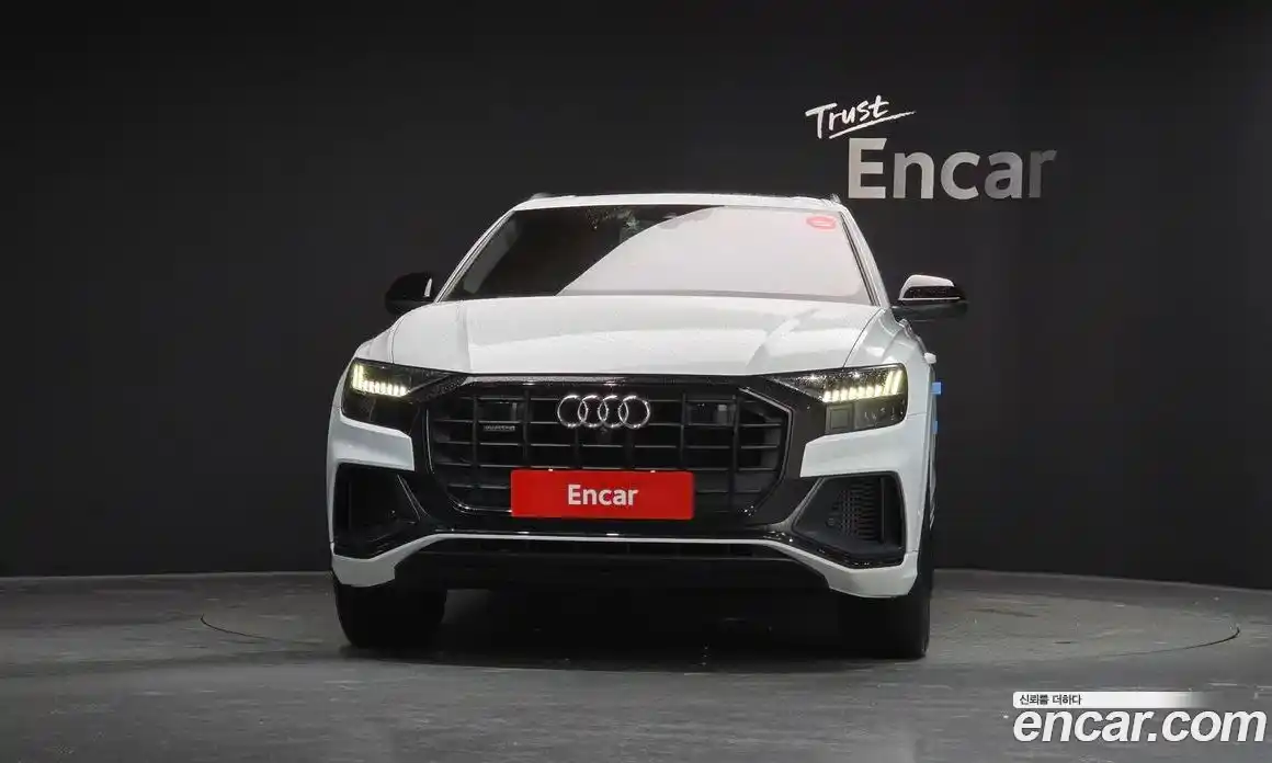 Audi Q8 2021 3.0 гидро в Москве № 229892, фото 3