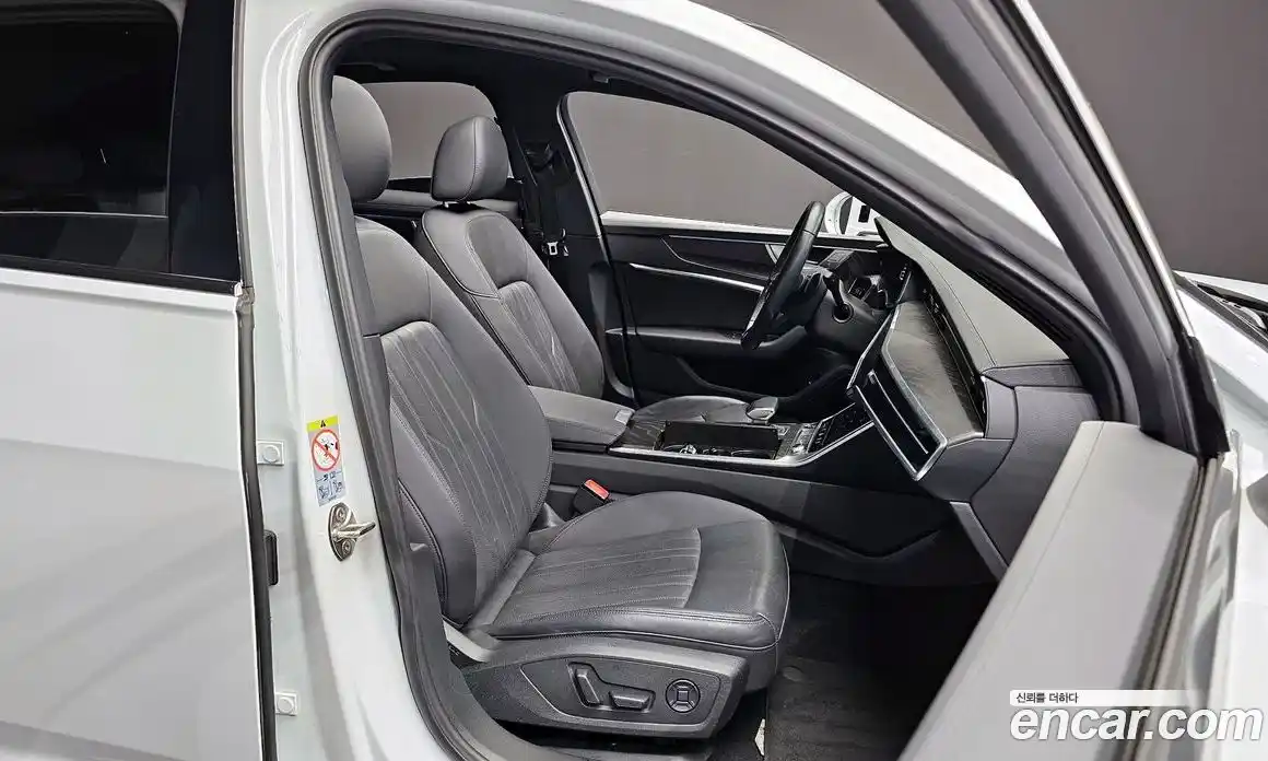 Audi A6 2021 2.0 гидро в Москве № 230109, фото 12