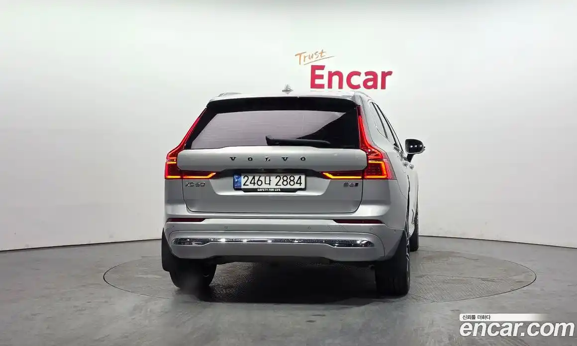 Volvo XC60 2023 2.0 гидро в Москве № 230491, фото 4