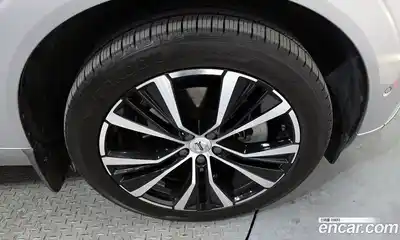Volvo XC60 2023 2.0 гидро в Москве № 230491, миниатюра 5