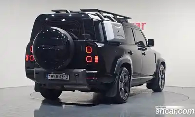 Land Rover Defender, 2024