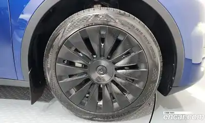 Tesla Model Y 2024 0.2 гидро в Москве № 231747, миниатюра 5