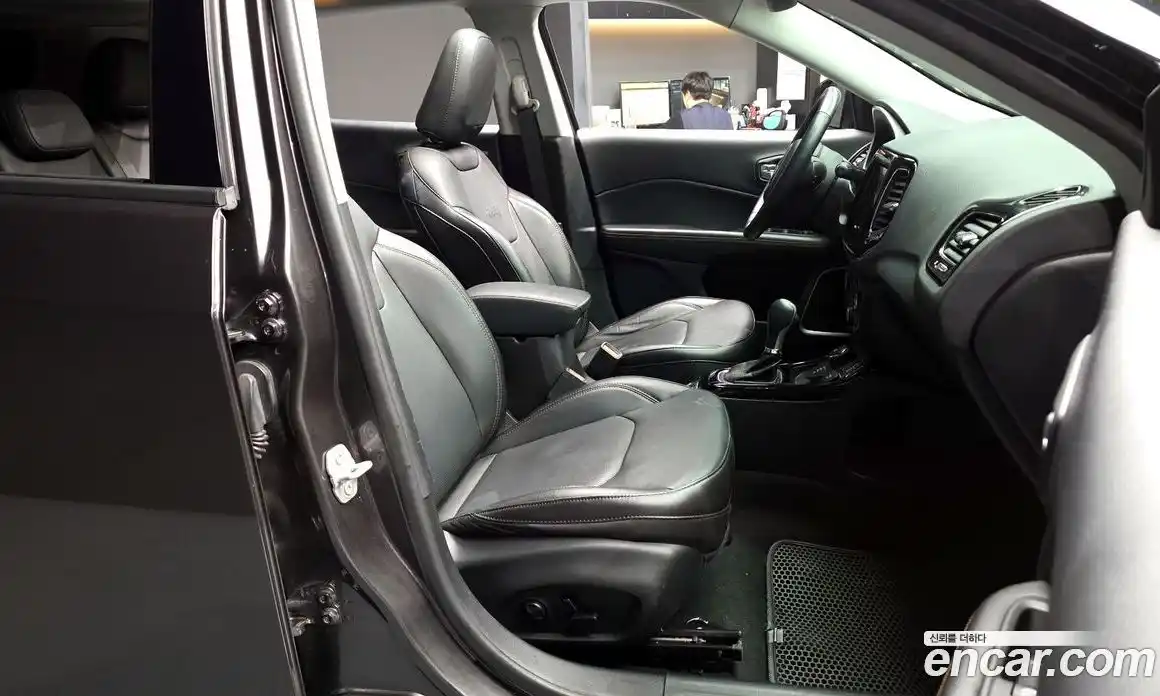 Jeep Compass 2020 2.4 гидро в Москве № 232349, фото 11