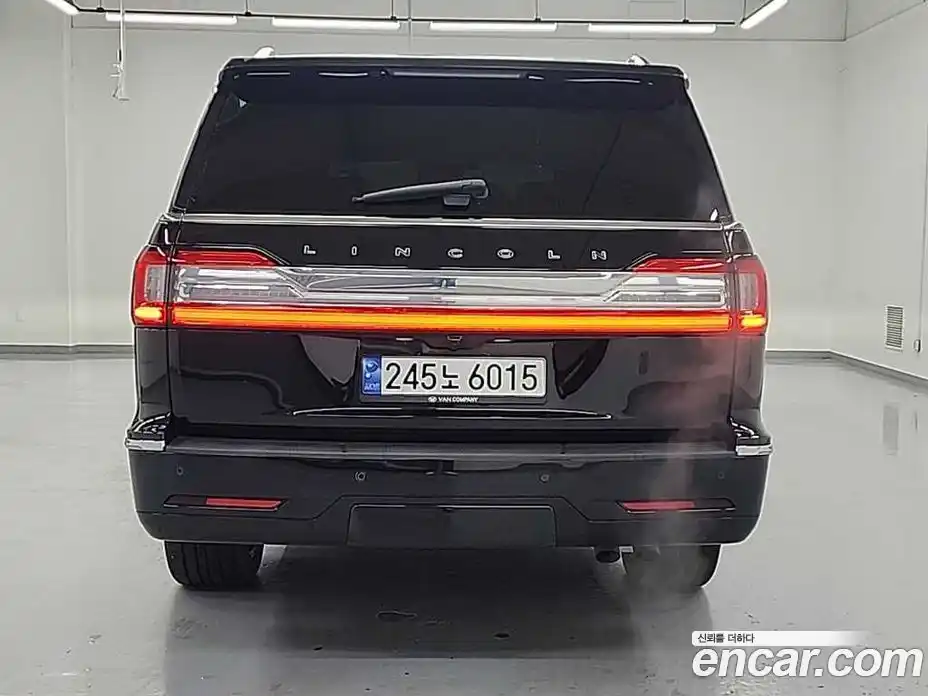 Lincoln Navigator 2019 3.5 гидро в Москве № 255874, фото 3