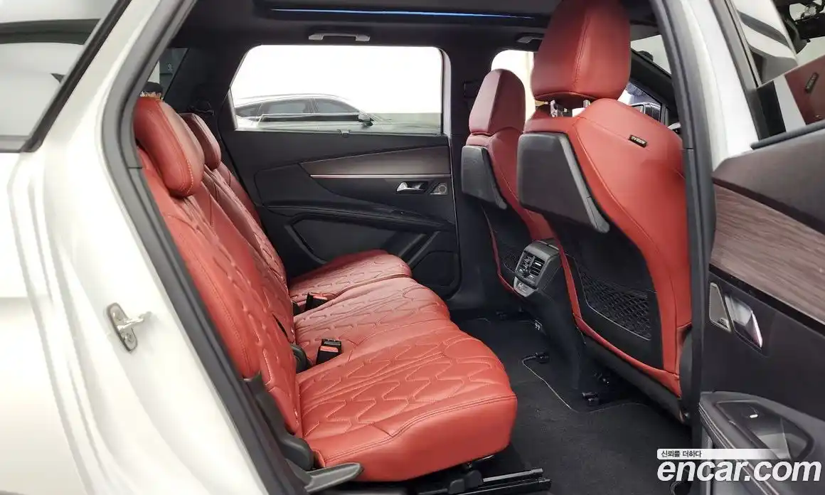 Peugeot 5008 2024 1.2 гидро в Москве № 256227, фото 12