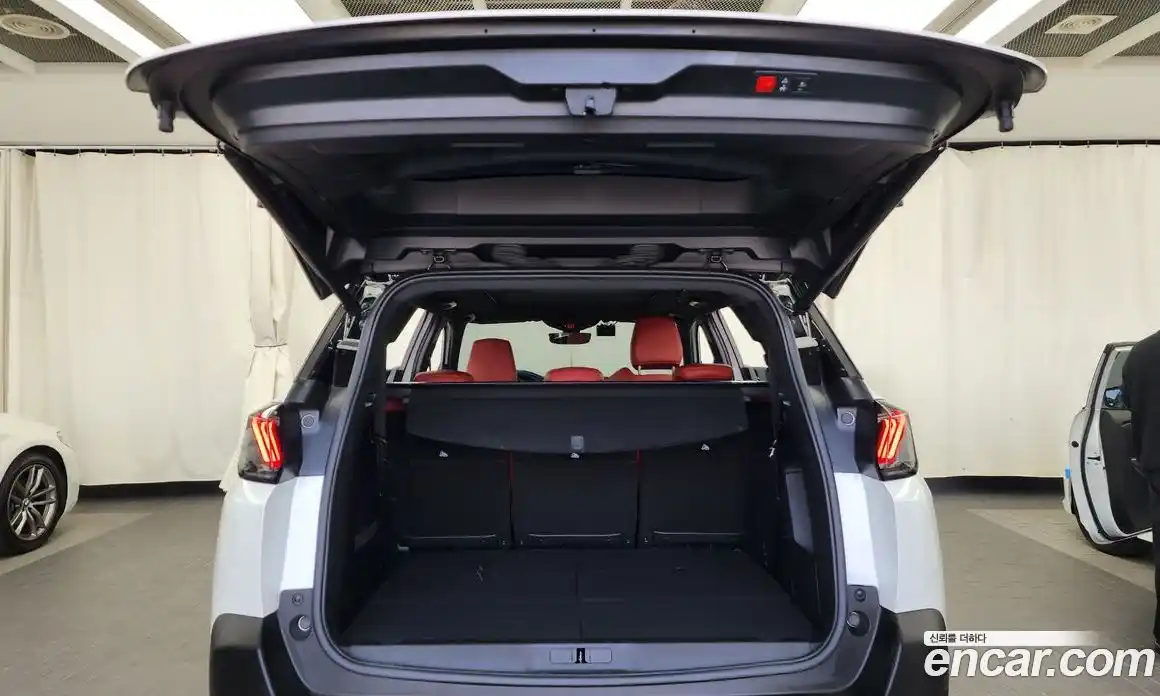 Peugeot 5008 2024 1.2 гидро в Москве № 256227, фото 20