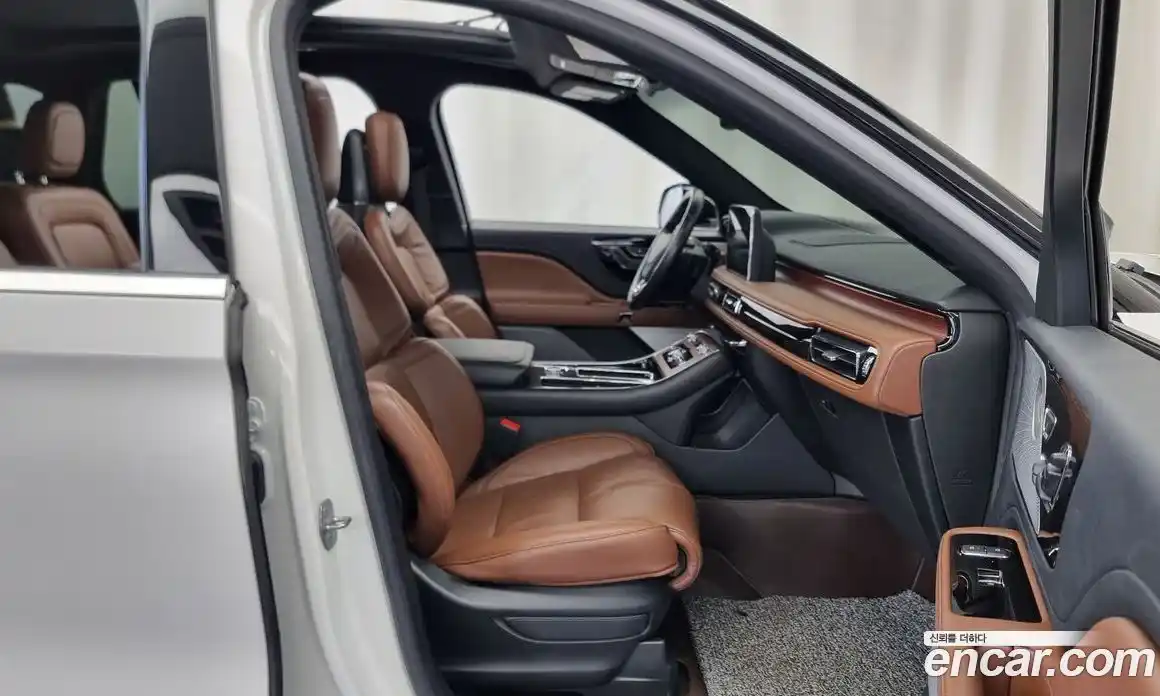 Lincoln Aviator 2023 3.0 гидро в Москве № 282475, фото 11