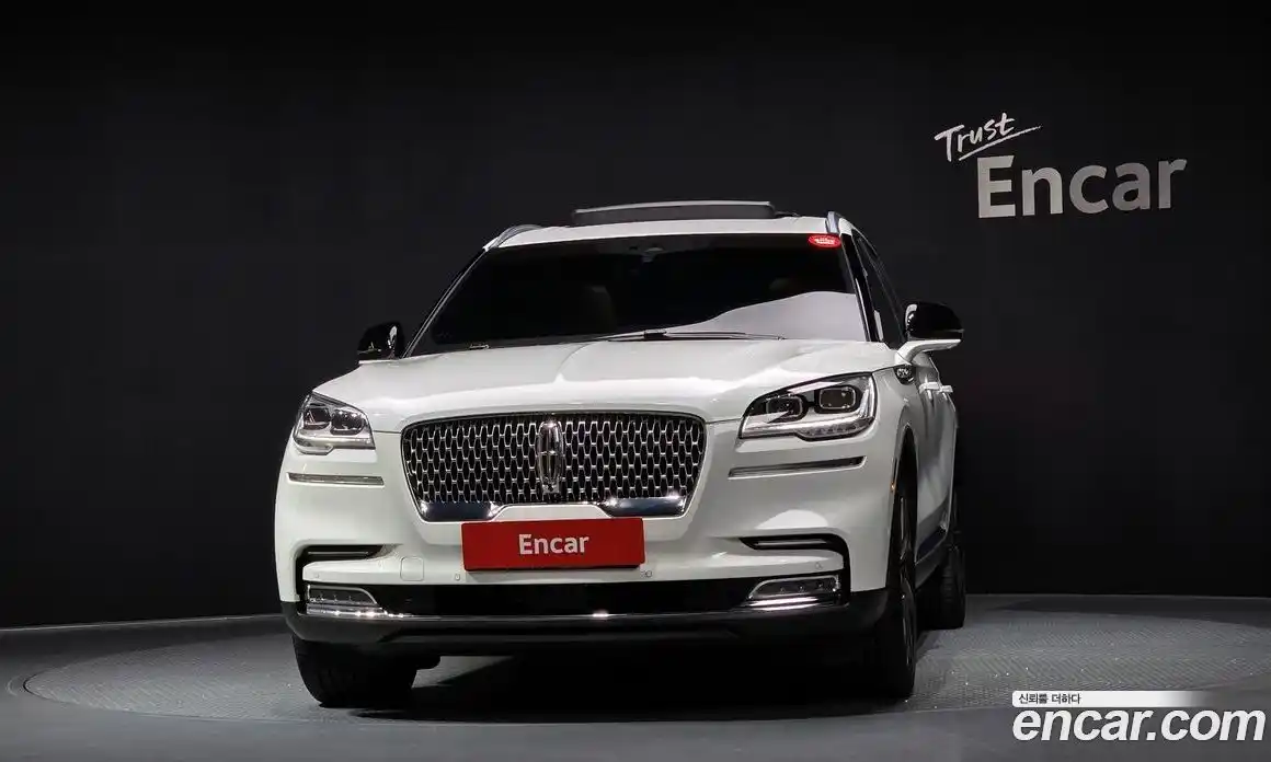 Lincoln Aviator 2023 3.0 гидро в Москве № 282475, фото 3