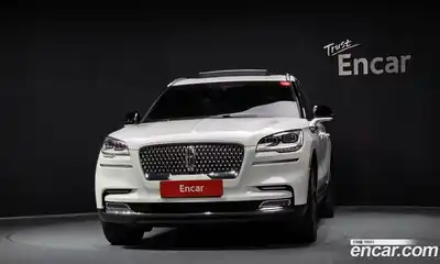 Lincoln Aviator 2023 3.0 гидро в Москве № 282475, миниатюра 3
