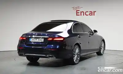 Mercedes-Benz E-Class, 2022