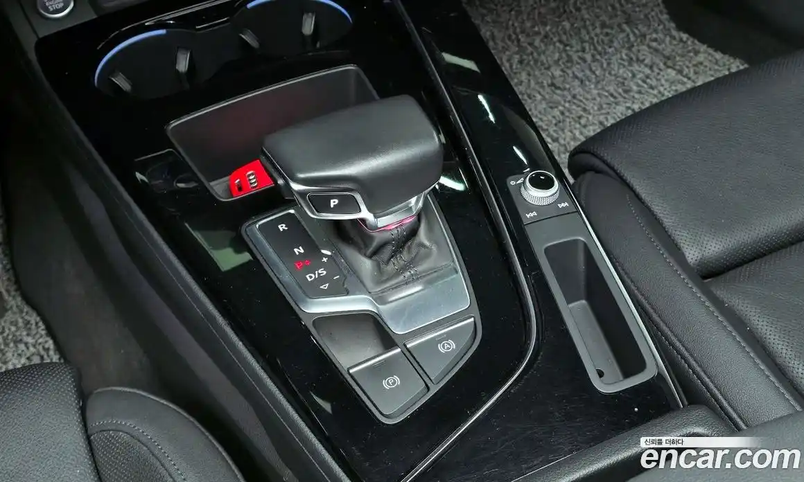 Audi A4 2021 2.0 гидро в Москве № 312436, фото 9
