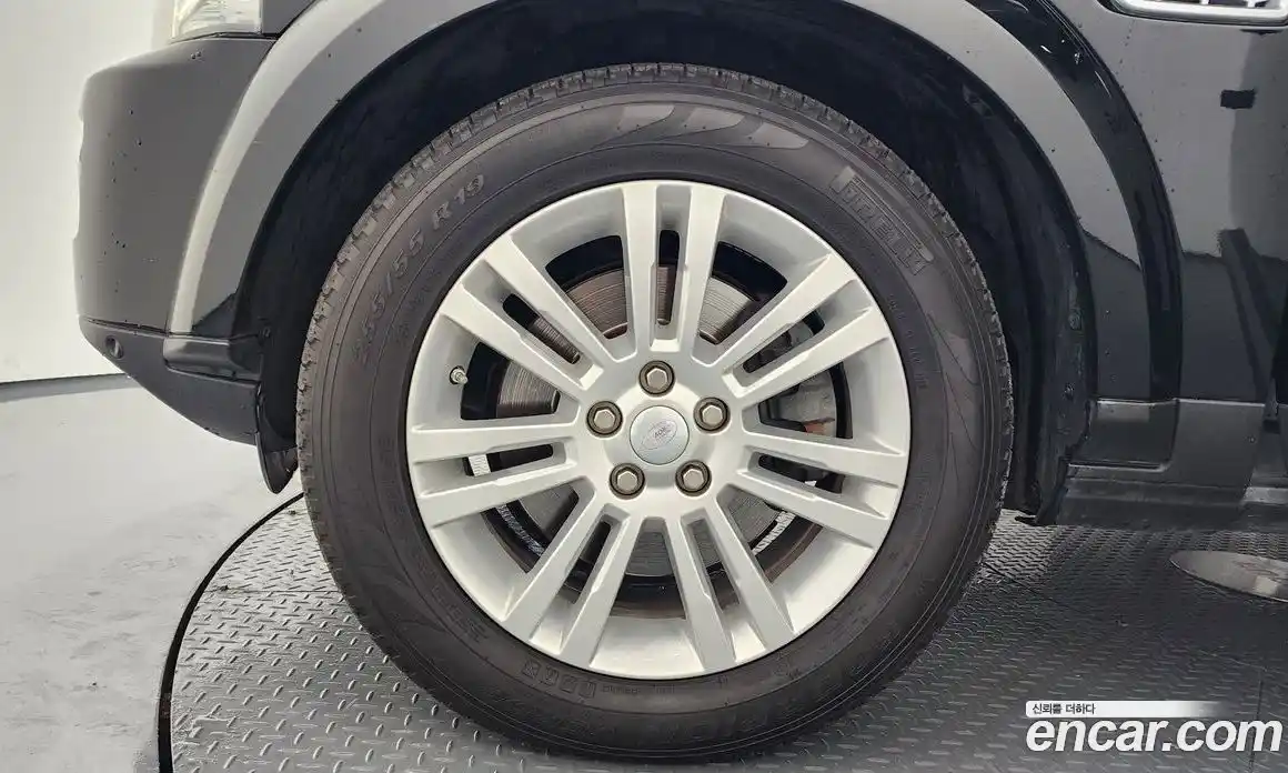 Land Rover Discovery 2016 3.0 гидро в Москве № 328416, фото 5