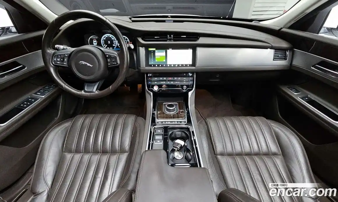 Jaguar XF 2016 2.0 гидро в Москве № 335834, фото 7