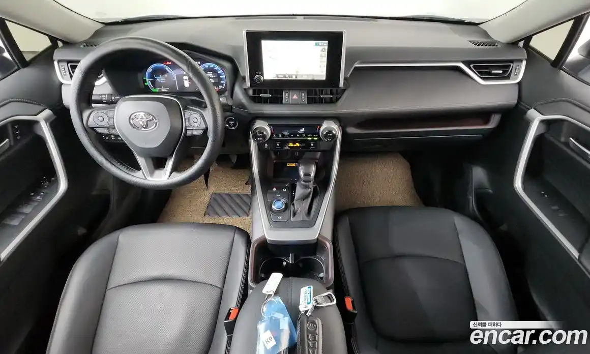Toyota RAV4 2025 2.5 гидро в Москве № 383904, фото 7