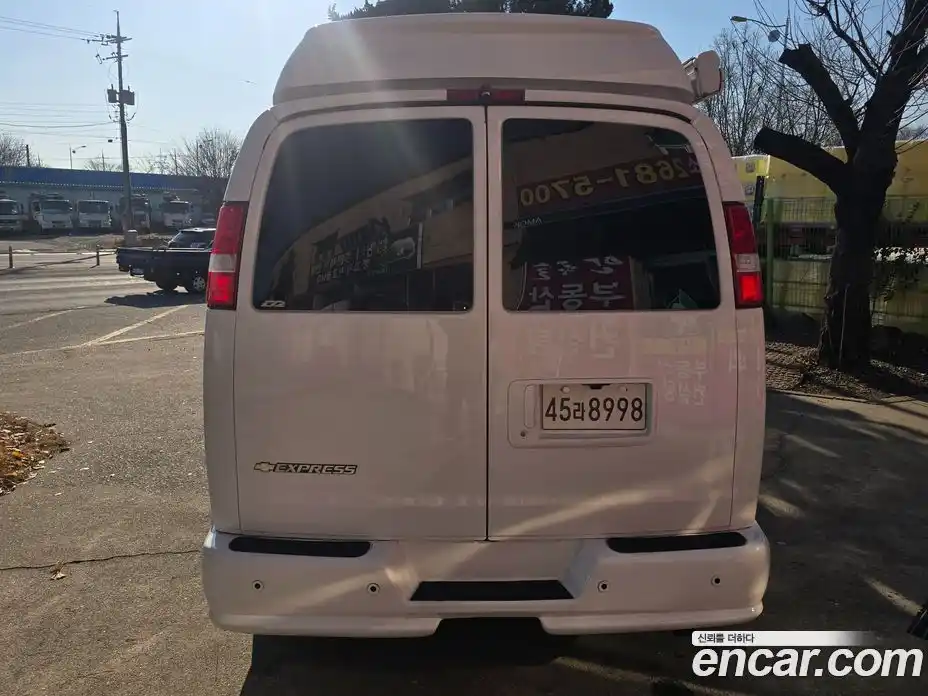 Chevrolet Express Van 2014 5.3 гидро в Москве № 385797, фото 4