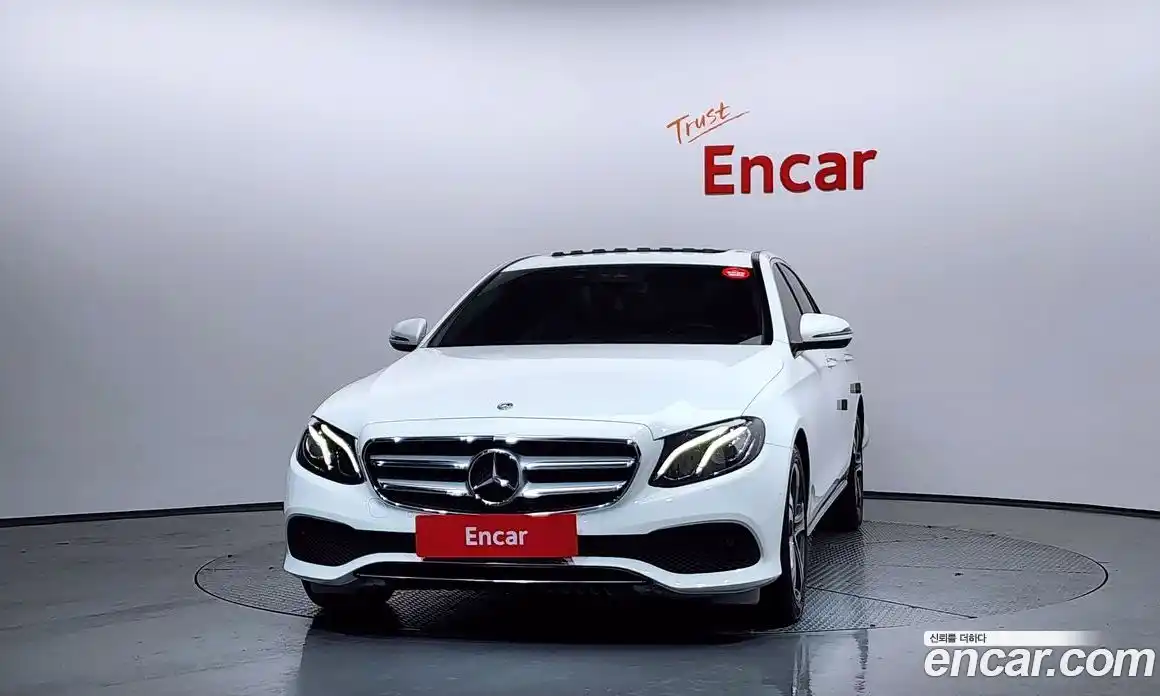 Mercedes-Benz E-Class 2018 2.0 гидро в Москве № 466921, фото 3