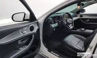Mercedes-Benz E-Class 2018 2.0 гидро в Москве № 466921, миниатюра 10