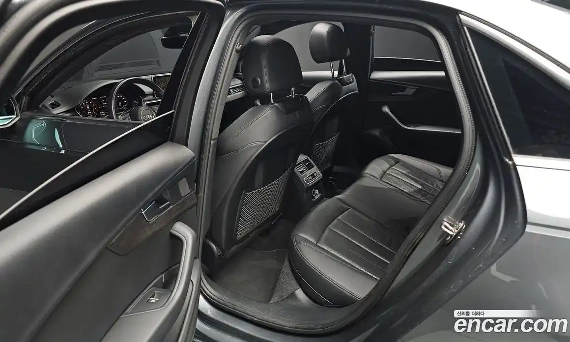 Audi A4 2019 2.0 гидро в Москве № 496796, фото 12