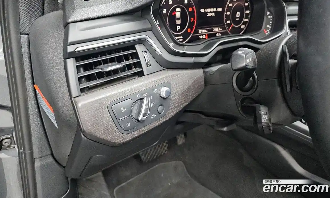Audi A4 2019 2.0 гидро в Москве № 496796, фото 18