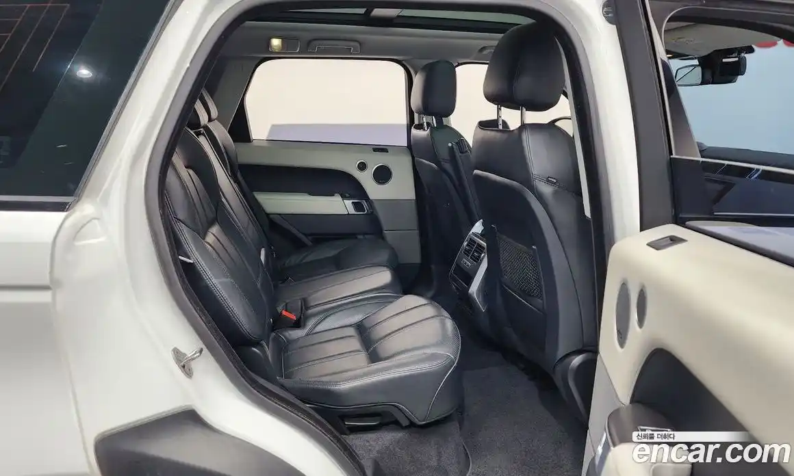 Land Rover Range-Rover Sport 2015 3.0 гидро в Москве № 499045, фото 12