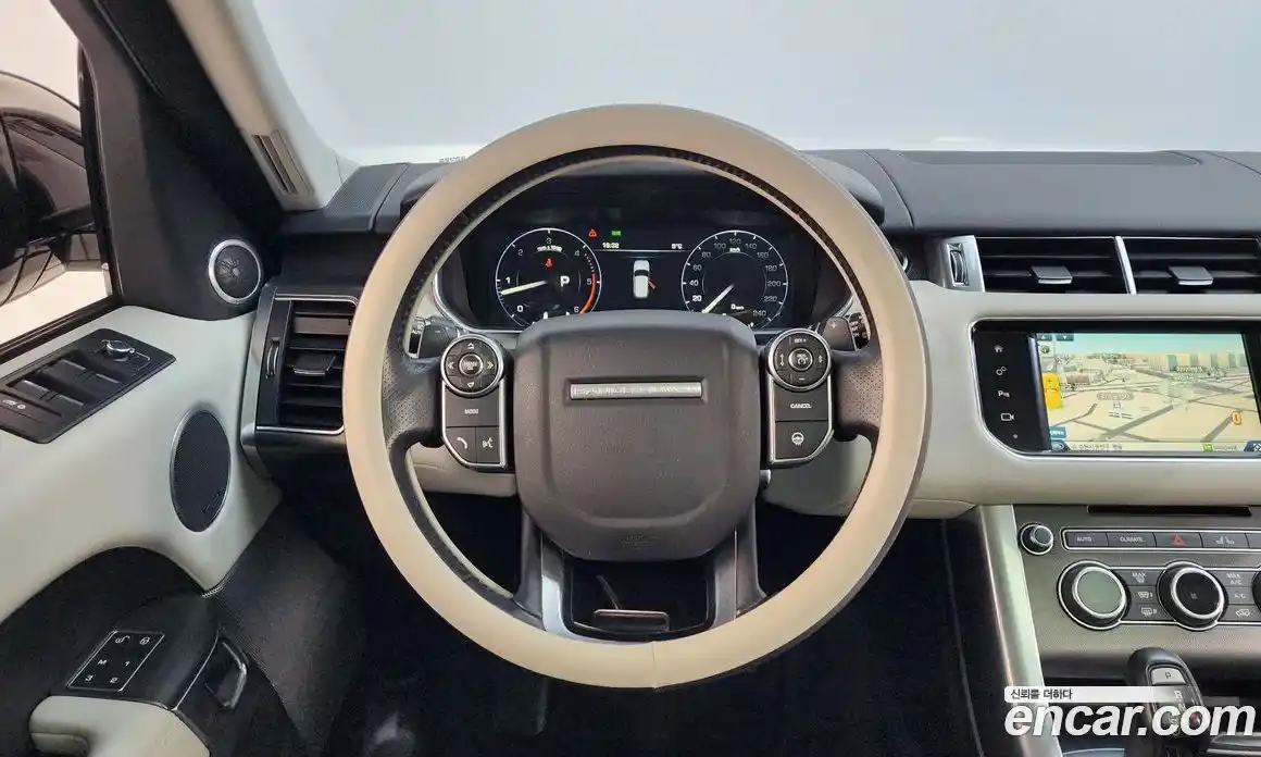 Land Rover Range-Rover Sport 2015 3.0 гидро в Москве № 499045, фото 13