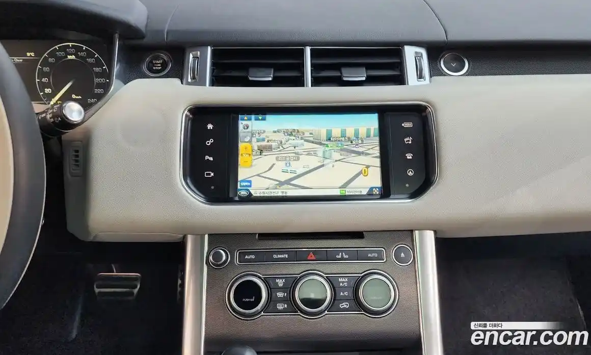 Land Rover Range-Rover Sport 2015 3.0 гидро в Москве № 499045, фото 14