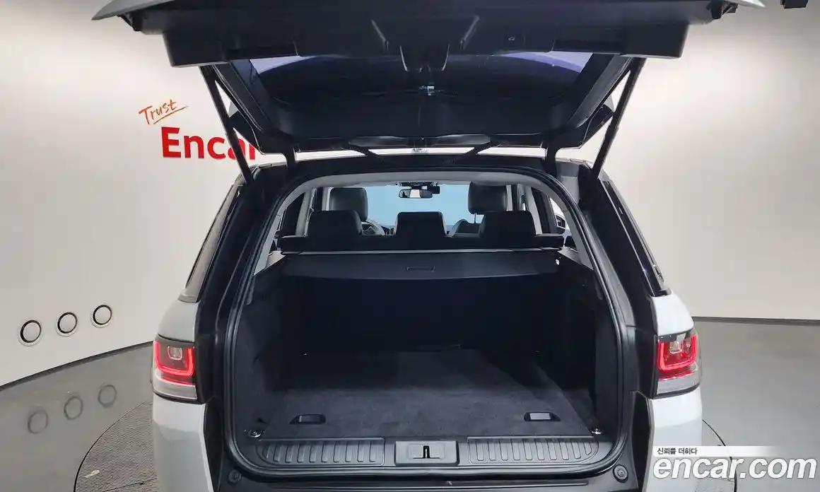 Land Rover Range-Rover Sport 2015 3.0 гидро в Москве № 499045, фото 20