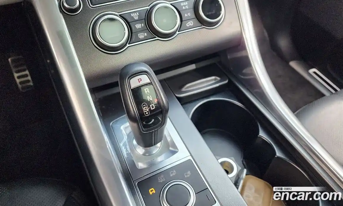 Land Rover Range-Rover Sport 2015 3.0 гидро в Москве № 499045, фото 9