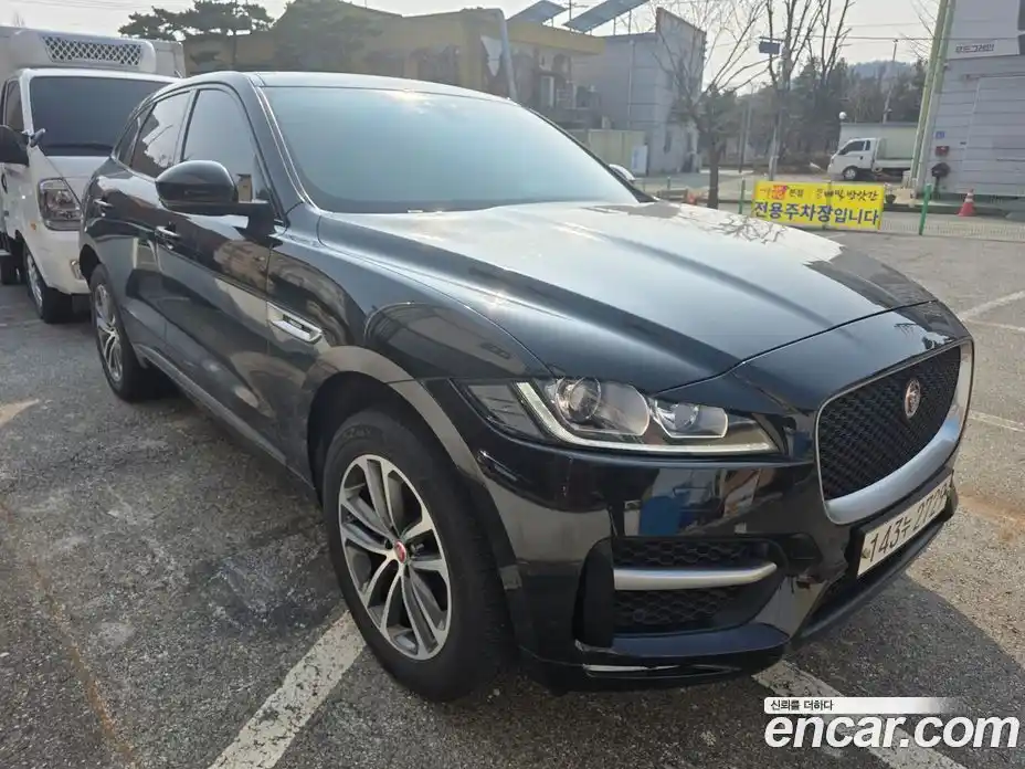 Jaguar F-Pace 2017 2.0 гидро в Москве № 500314, фото 9