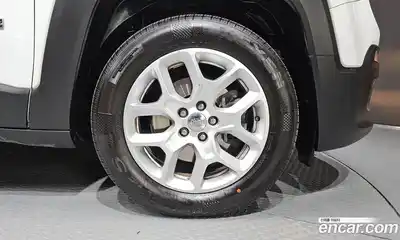 Jeep Renegade 2017 2.4 гидро в Москве № 522354, миниатюра 5