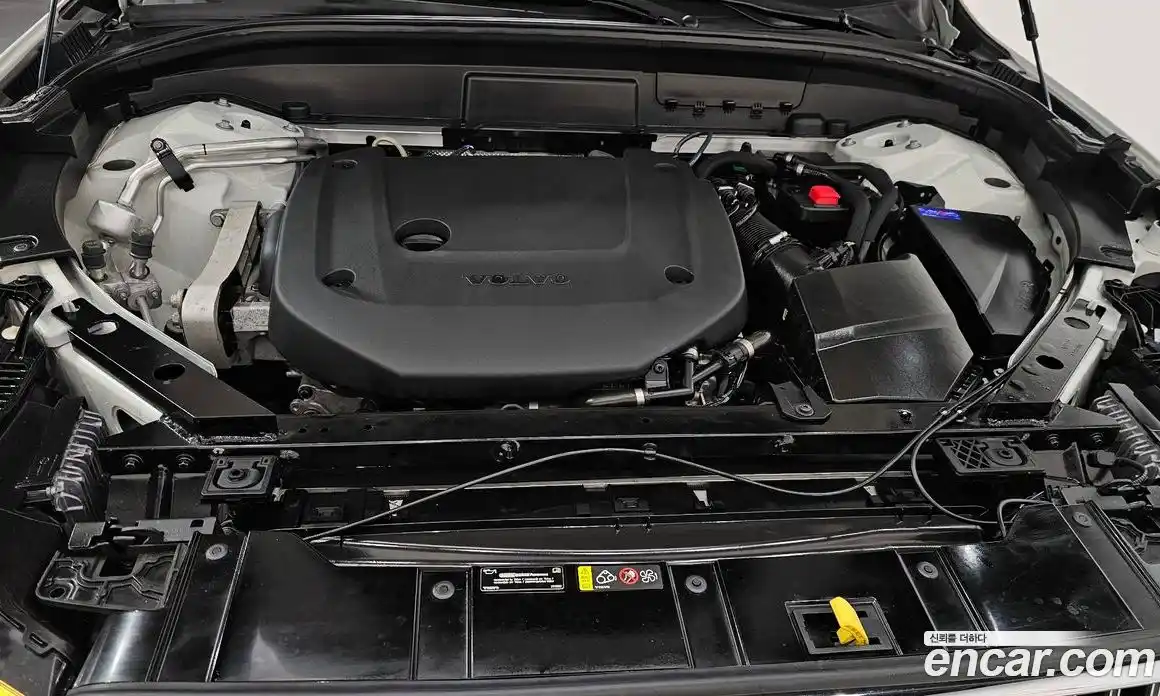 Volvo XC60 2022 2.0 гидро в Москве № 545099, фото 6