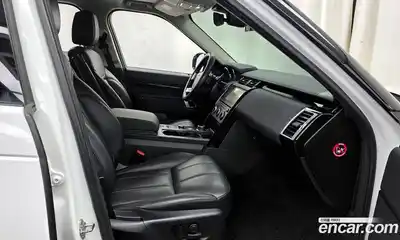 Land Rover Discovery 2019 2.0 гидро в Москве № 594735, миниатюра 11