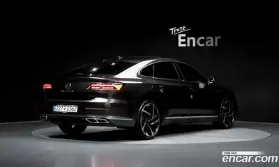 Volkswagen Arteon 2022 2.0 гидро в Москве № 628992, миниатюра 2