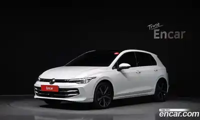 Volkswagen Golf, 2025