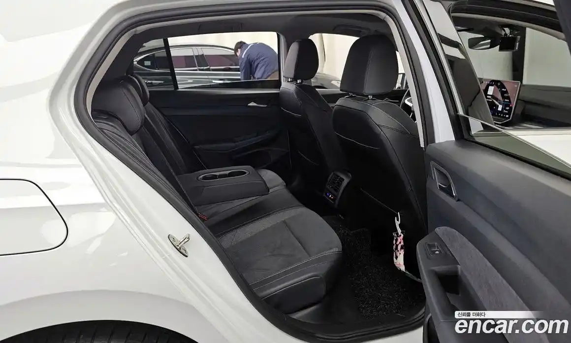 Volkswagen Golf 2025 2.0 гидро в Москве № 767099, фото 12