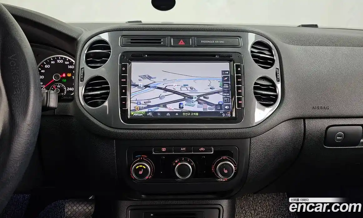 Volkswagen Tiguan 2015 2.0 гидро в Москве № 802881, фото 14