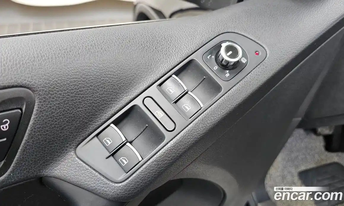 Volkswagen Tiguan 2015 2.0 гидро в Москве № 802881, фото 19