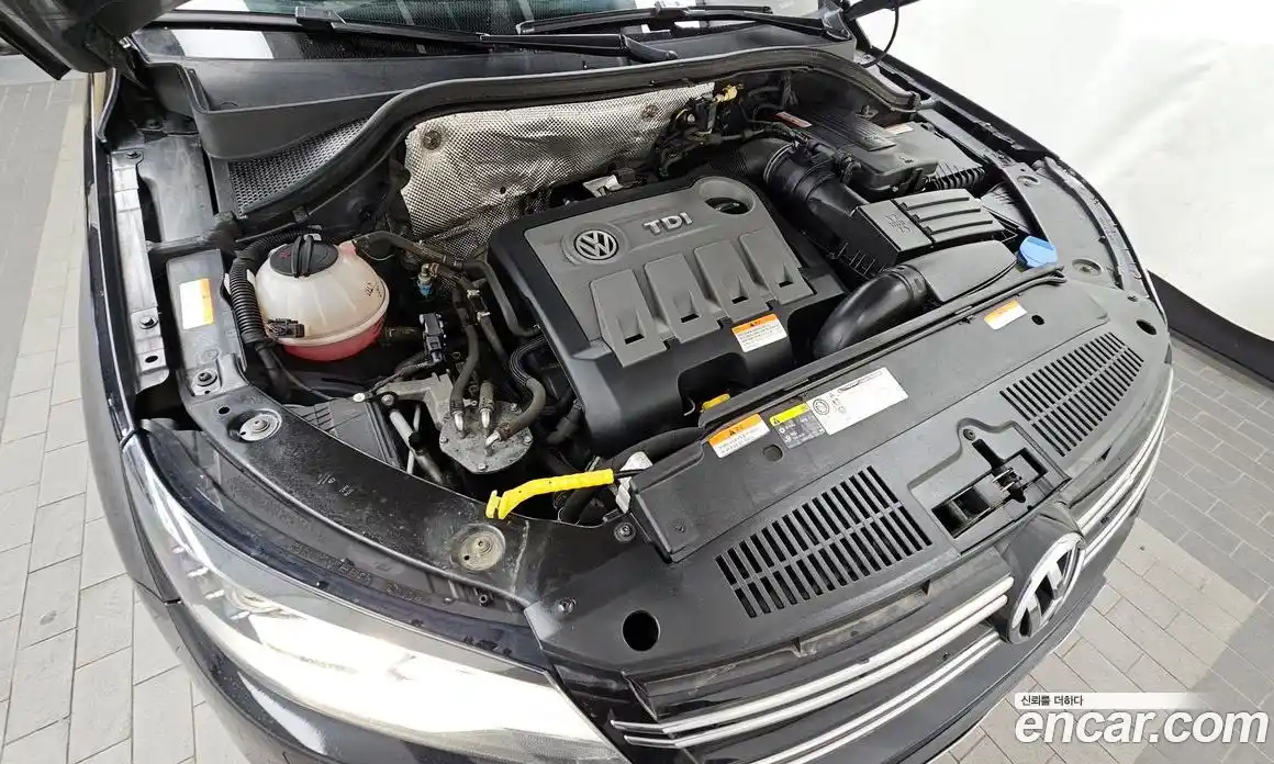 Volkswagen Tiguan 2015 2.0 гидро в Москве № 802881, фото 6