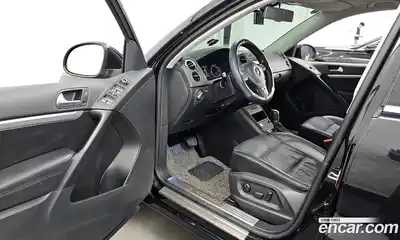 Volkswagen Tiguan 2015 2.0 гидро в Москве № 802881, миниатюра 10