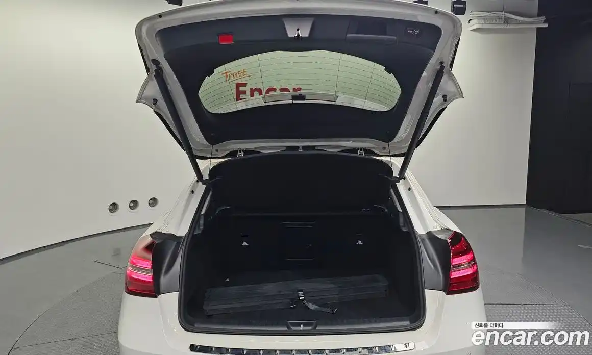 Mercedes-Benz GLA-Class 2018 2.0 гидро в Москве № 859161, фото 19