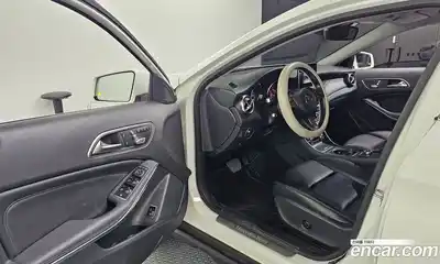 Mercedes-Benz GLA-Class 2018 2.0 гидро в Москве № 859161, миниатюра 9