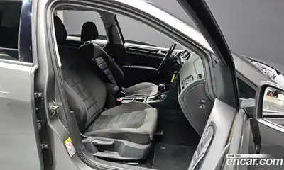 Volkswagen Golf 2015 1.6 гидро в Москве № 862521, миниатюра 11