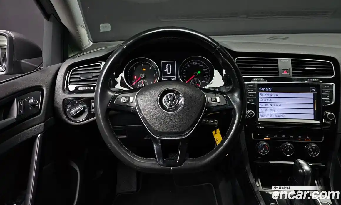 Volkswagen Golf 2015 1.6 гидро в Москве № 862521, фото 14
